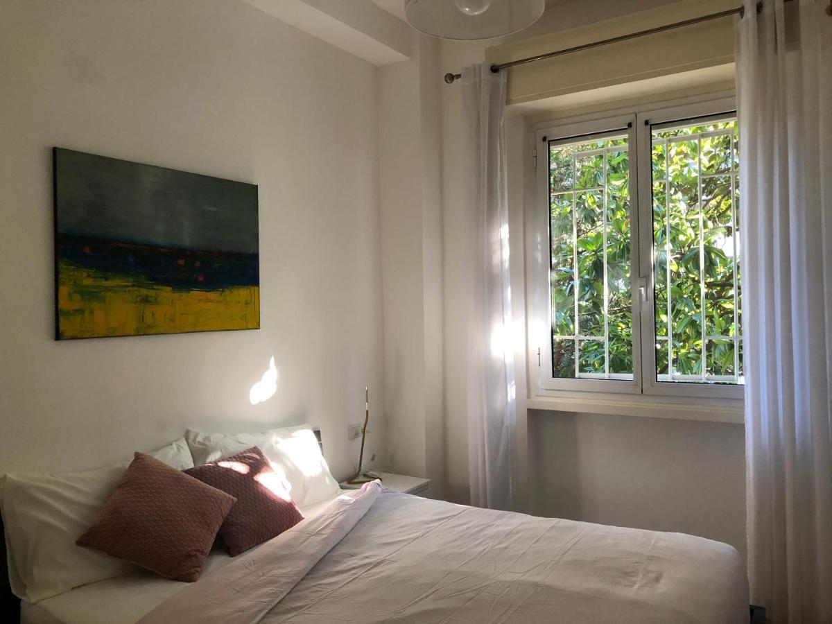 Lovely 2 Room Apartment With Small Garden Milan Exterior photo